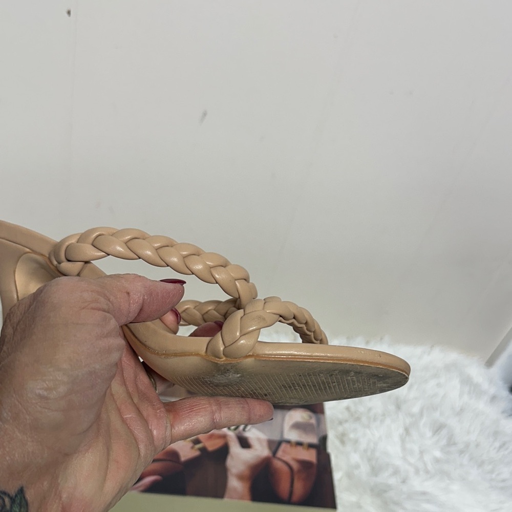 Women's Braided Tan Sandals - Picture 4 of 10